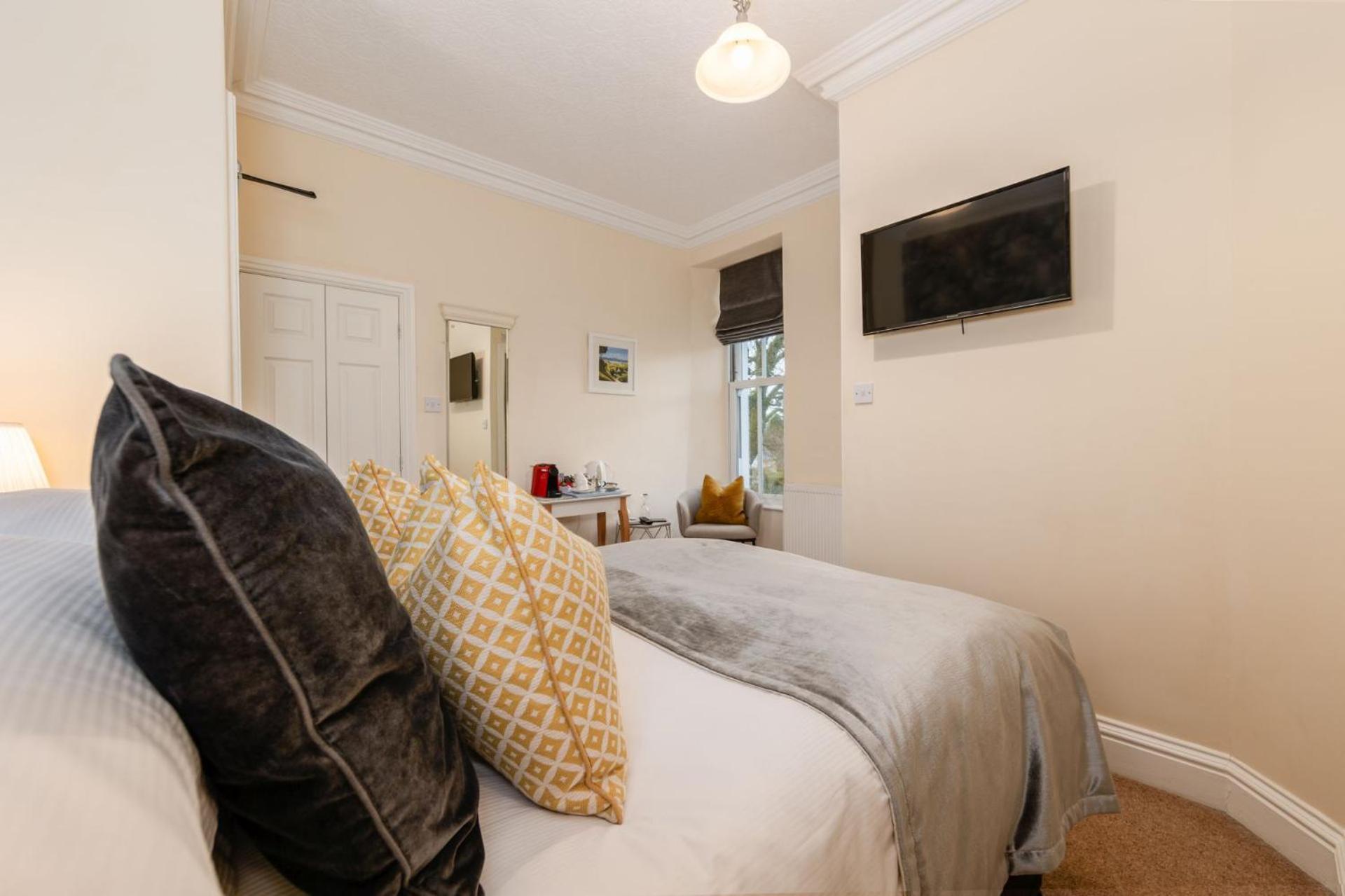 Wheatlands Lodge-Windermere - Guest House Of The Year 2024 - Adult Only - Free Car Park Extérieur photo
